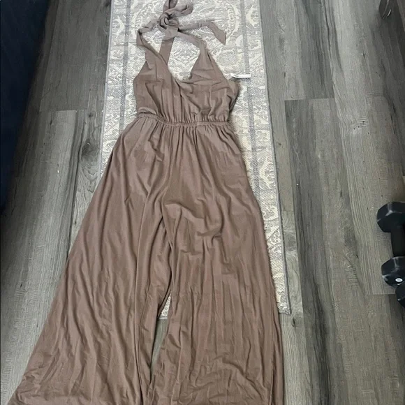 Old Navy Brown Halter Jumpsuit - Picture 1 of 4